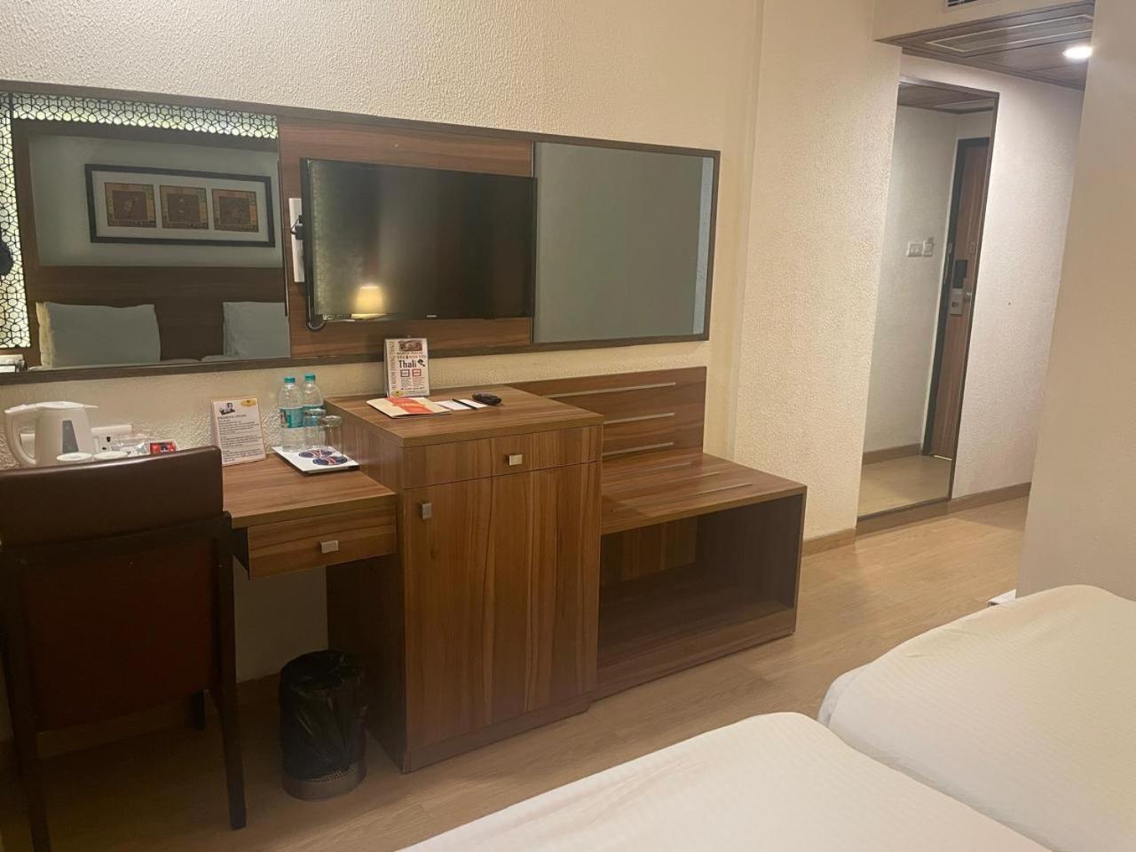 Incredible One Hotel Secundurabad Dış mekan fotoğraf